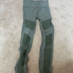 alo leggings